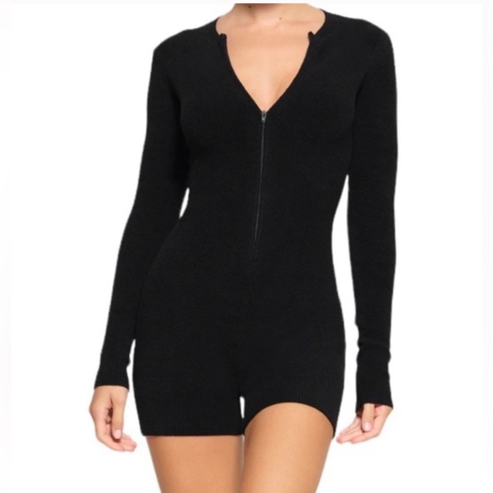 NWT Skims Cozy Light onesie in onyx black size small
